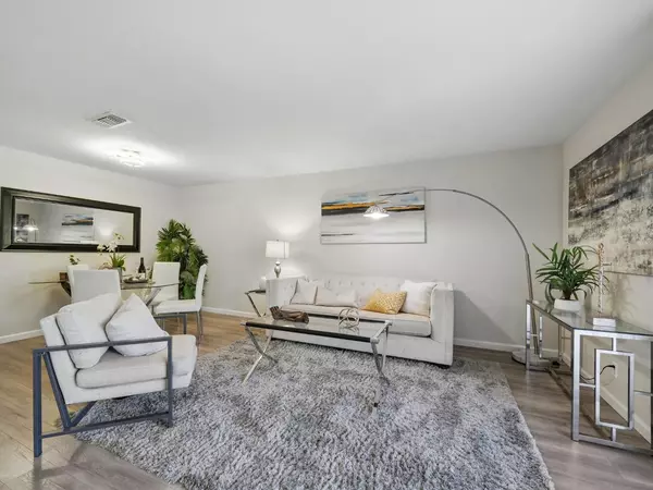 Sunnyvale, CA 94085,612 San Conrado TER 7