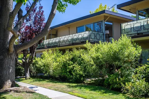 Palo Alto, CA 94301,762 University AVE