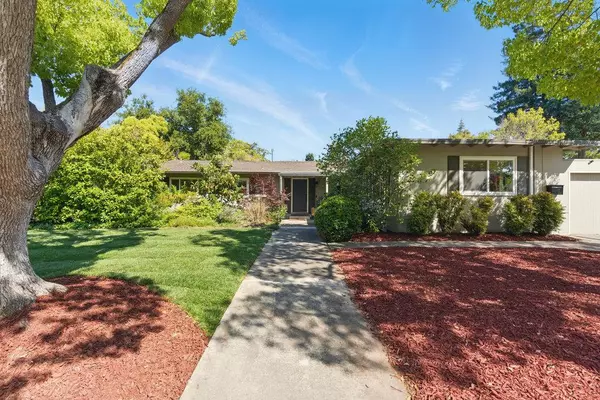 341 Linfield Drive, Menlo Park, CA 94025