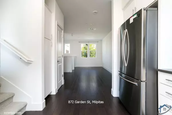 Milpitas, CA 95035,872 Garden ST