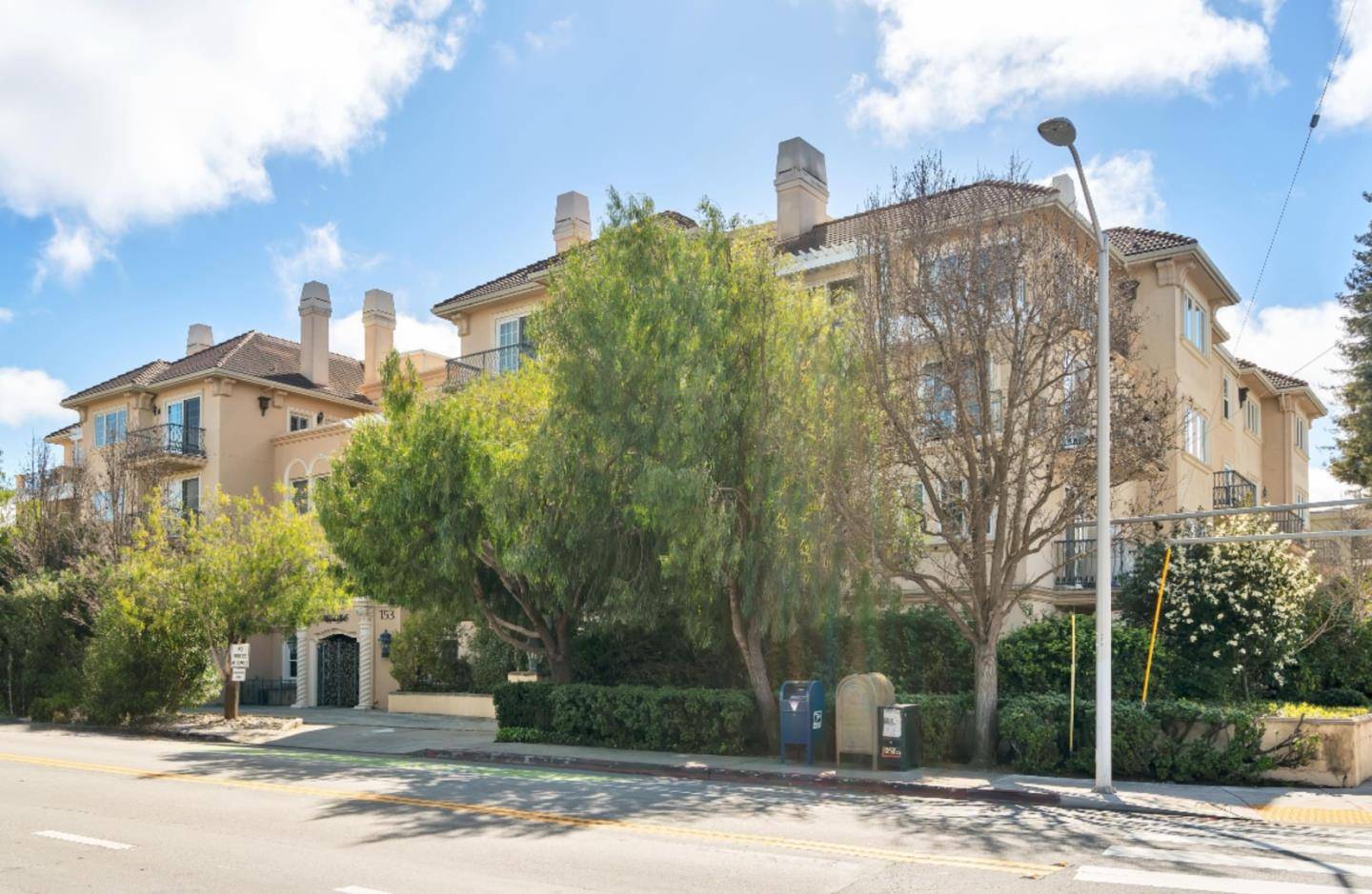 San Mateo, CA 94401,153 N San Mateo DR 106