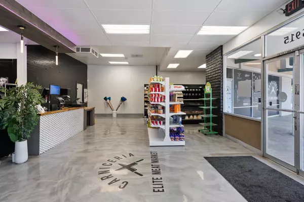 Morgan Hill, CA 95037,16915 Monterey  Hwy