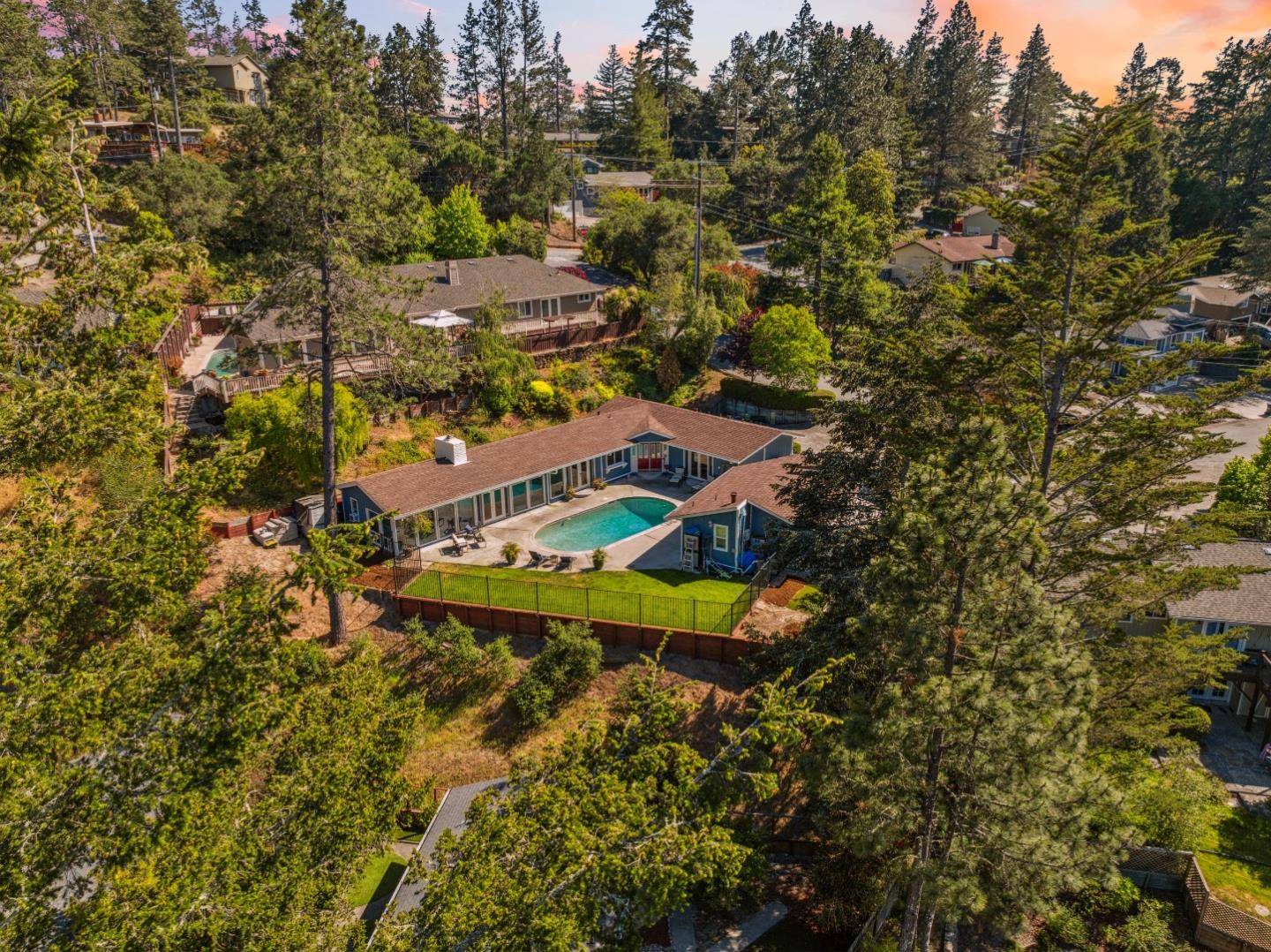Scotts Valley, CA 95066,112 Alto Sol CT