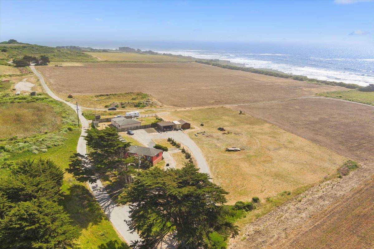 Pescadero, CA 94060,1263 Reservoir RD