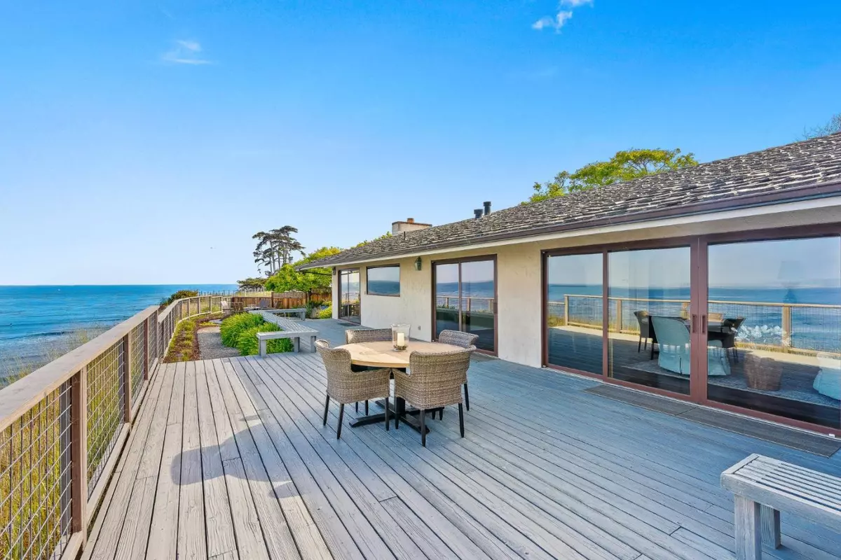 Santa Cruz, CA 95062,4250 Opal Cliff DR