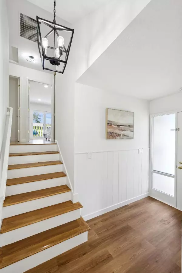 Cupertino, CA 95014,10892 Northfield SQ