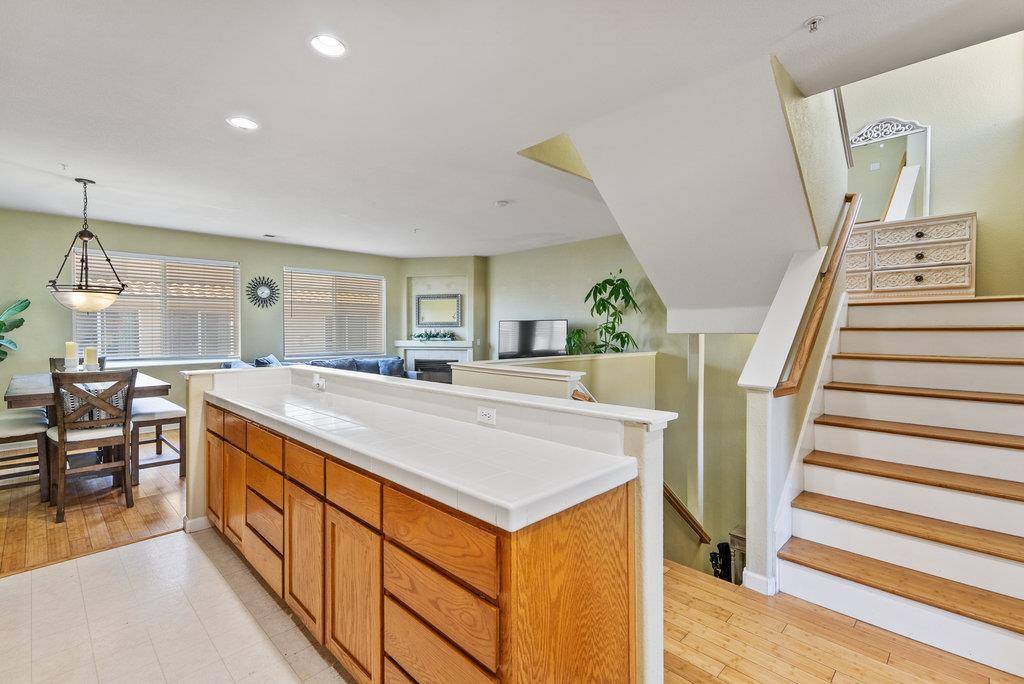 757 Roble ST, Watsonville, CA 95076
