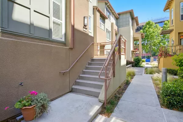 Milpitas, CA 95035,528 Odyssey LN