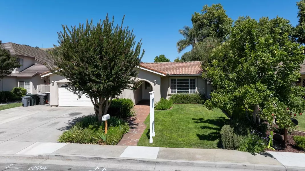 15300 La Rocca DR, Morgan Hill, CA 95037