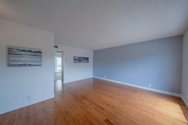 500 Glenwood CIR 420, Monterey, CA 93940