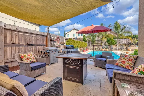 Hollister, CA 95023,1667 Santana Ranch DR