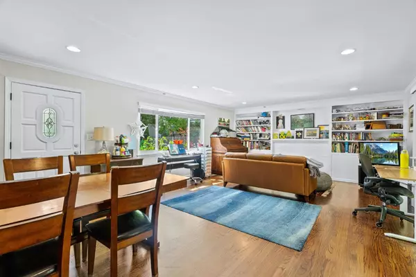 Menlo Park, CA 94025,810 Cambridge AVE
