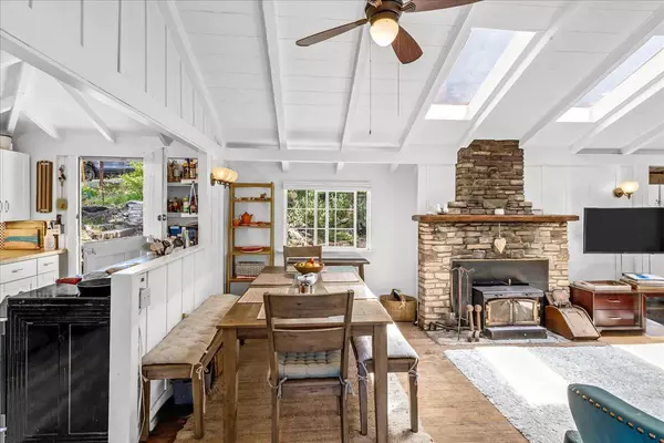 Carmel Valley, CA 93924,134 El Hermorro