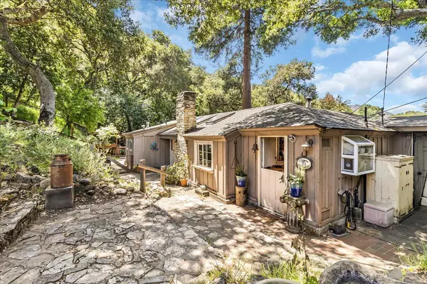 Carmel Valley, CA 93924,134 El Hermorro