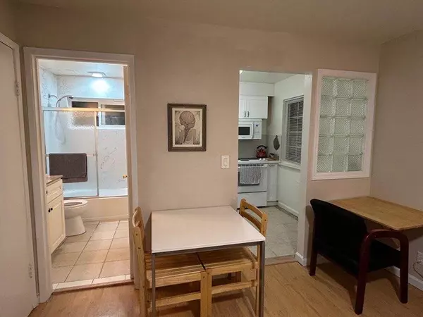 Santa Clara, CA 95051,935 Pomeroy AVE
