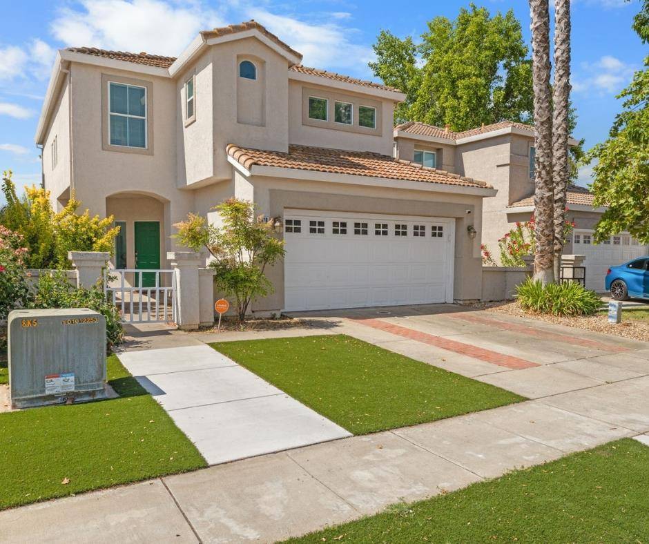 2910 W Laguna CT, Elk Grove, CA 95758