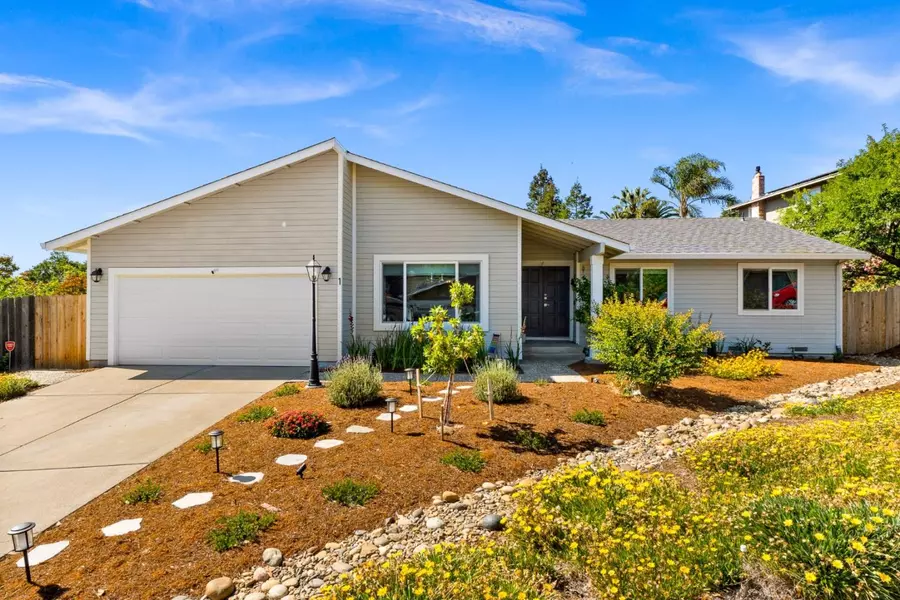 1 Malibu CT, Clayton, CA 94517