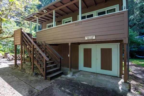 Forestville, CA 95436,10711 Grays CT