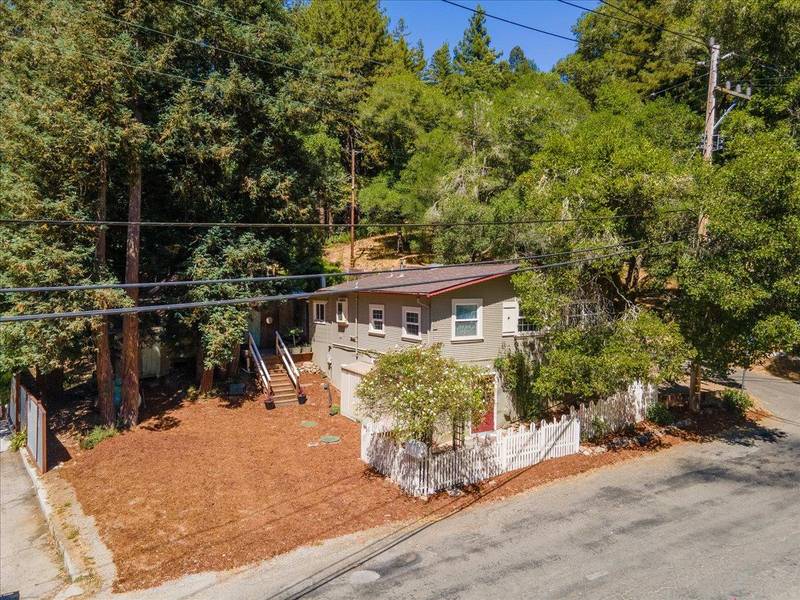900 Lakeside DR, Felton, CA 95018