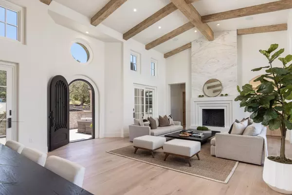 Monterey, CA 93940,8220 Manjares RD