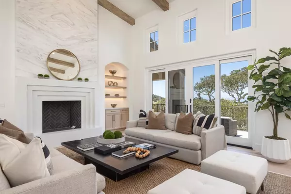 Monterey, CA 93940,8220 Manjares RD