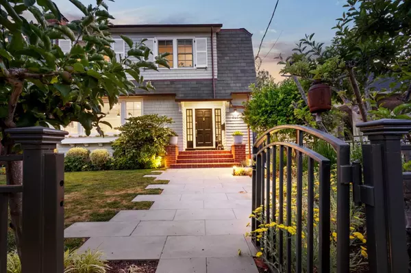 Burlingame, CA 94010,827 Walnut AVE