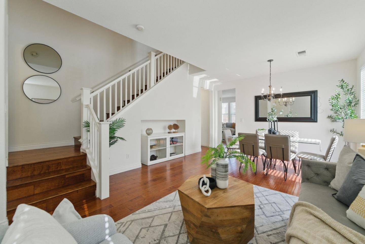 San Jose, CA 95148,3406 Maroun PL