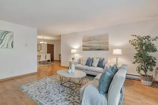 Mountain View, CA 94040,1031 Crestview DR 316