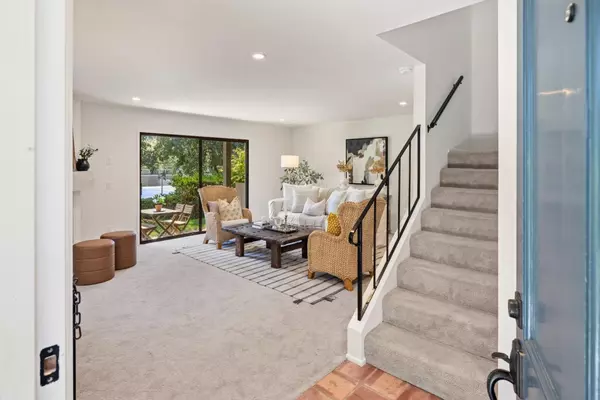 Carmel, CA 93923,3850 Rio RD 7