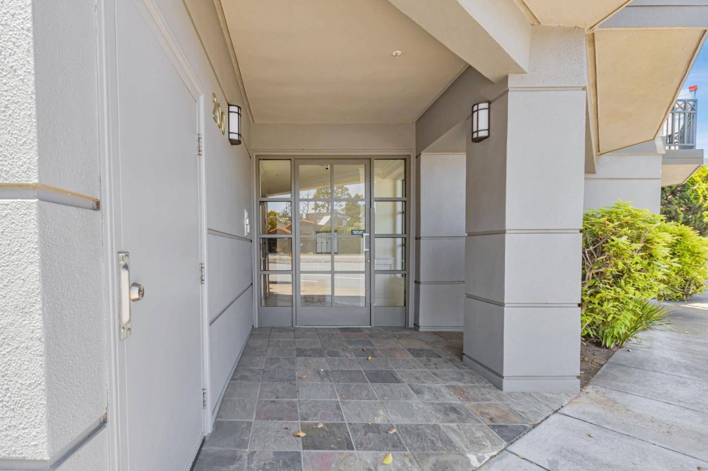 San Francisco, CA 94131,200 Portola DR 201