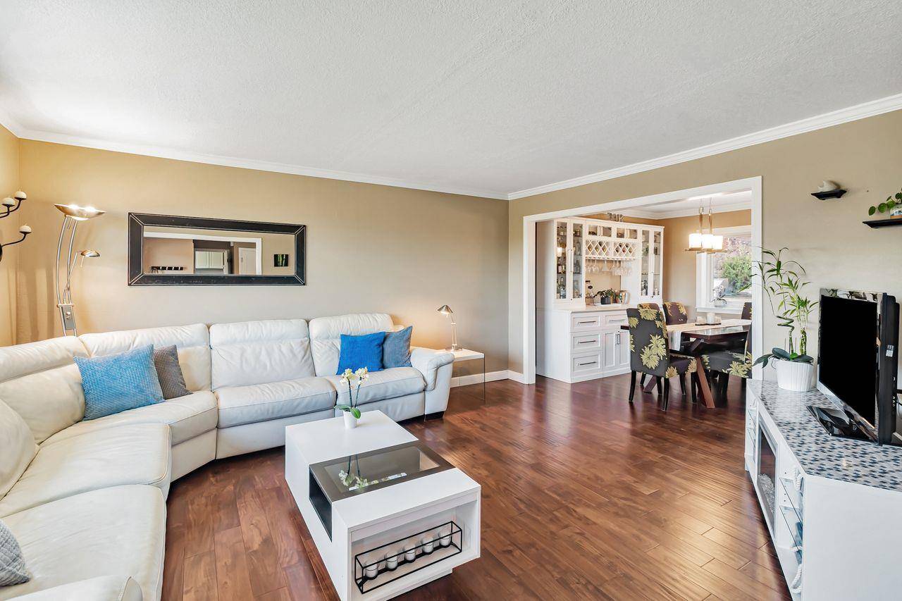 San Carlos, CA 94070,805 Regent CT