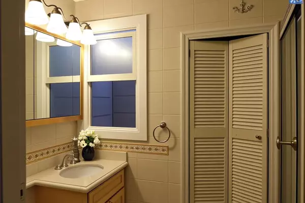 San Francisco, CA 94124,1122 Gilman AVE