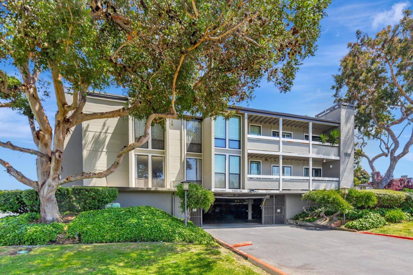 1111 Compass LN 106, Foster City, CA 94404