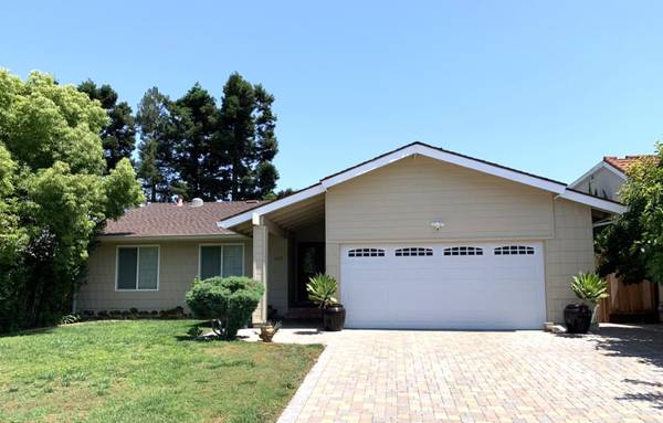 6107 Paso Los Cerritos, San Jose, CA 95120