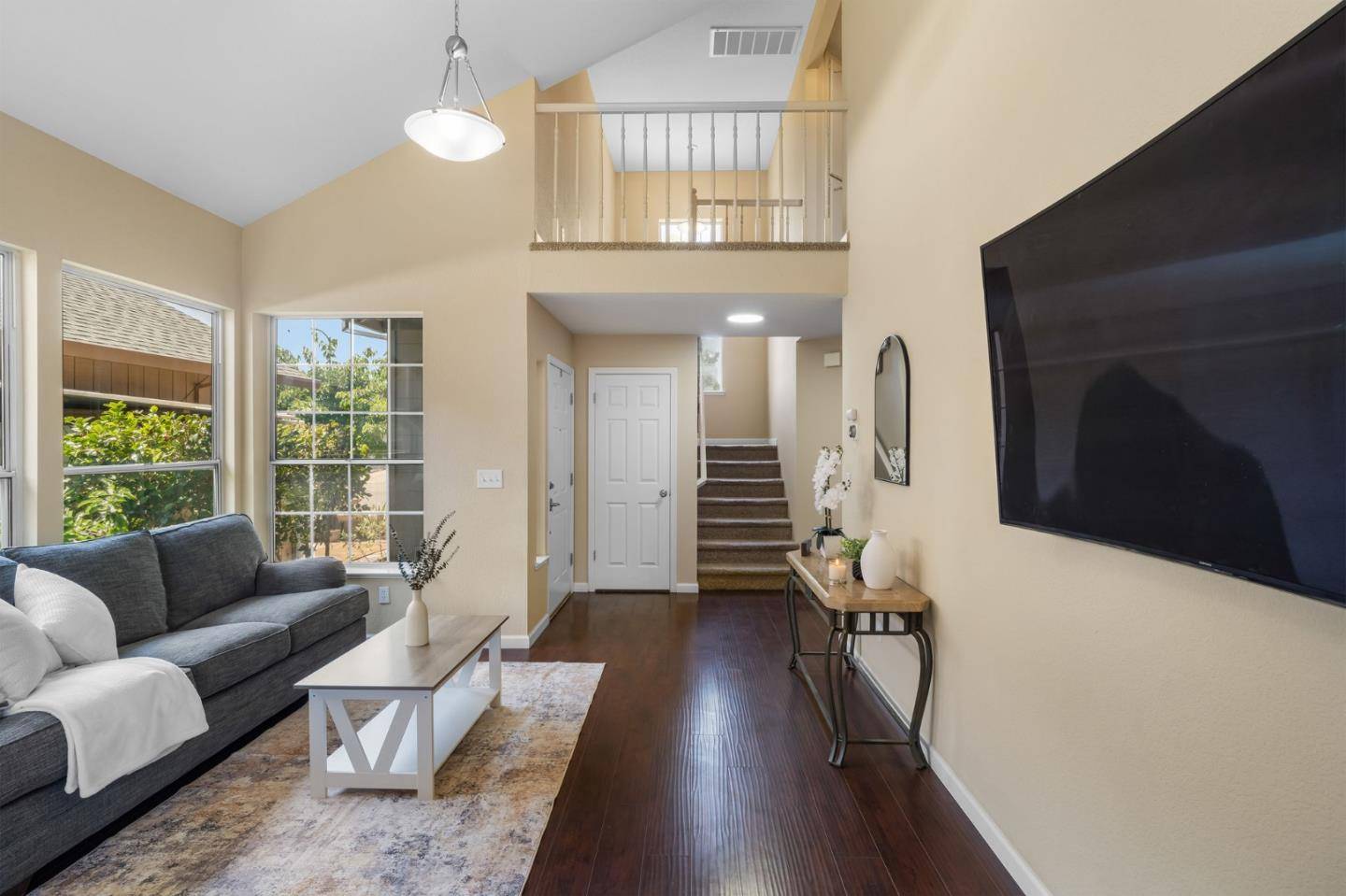Santa Rosa, CA 95407,684 Connie ST