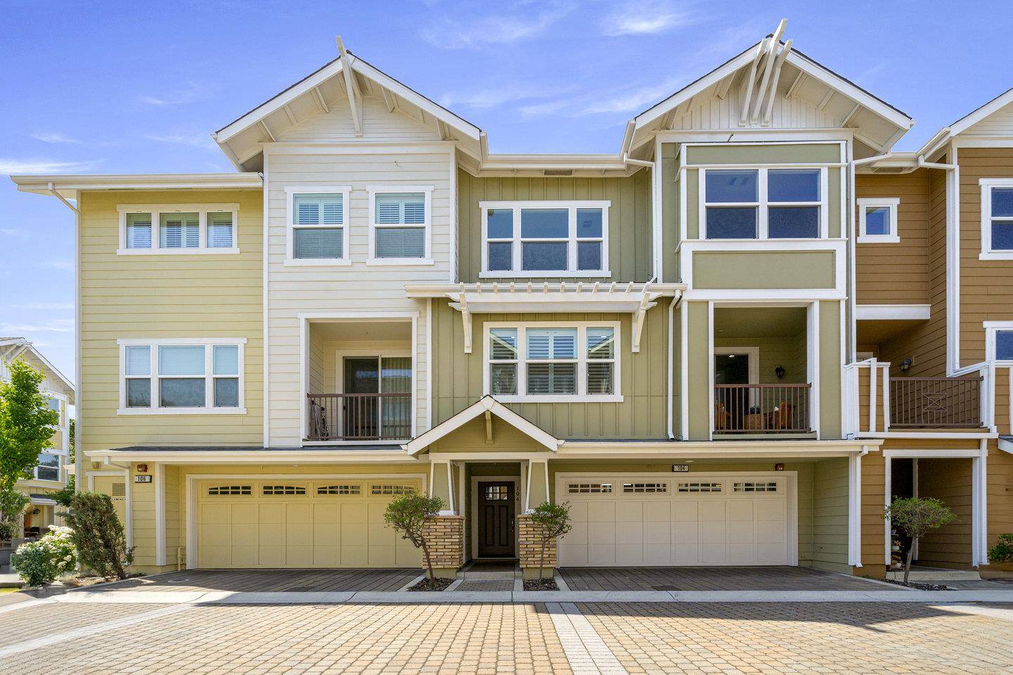 104 N Hummingbird LN, San Mateo, CA 94402