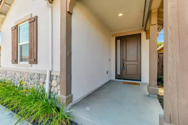 Hollister, CA 95023,2071 Santoro WAY