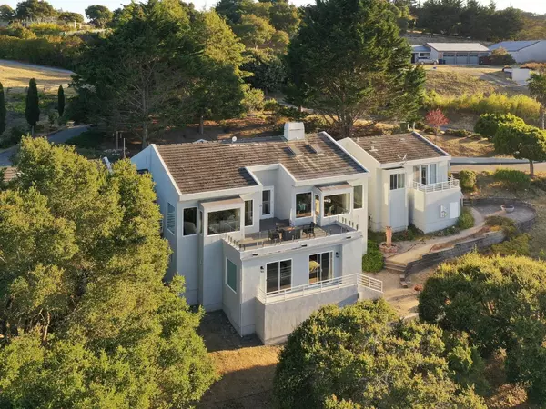 Monterey, CA 93940,25681 Whip RD