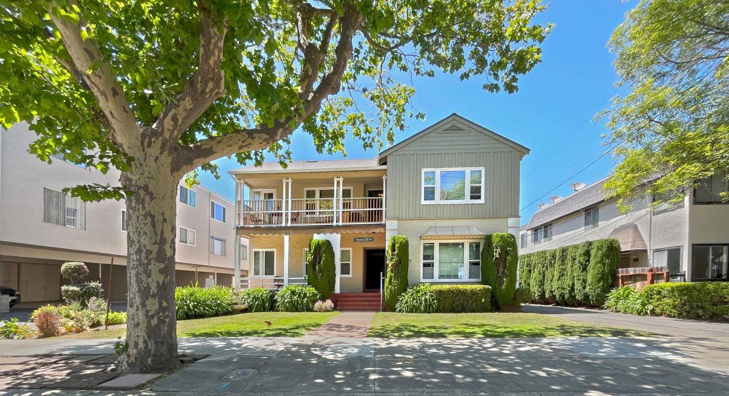 Burlingame, CA 94010,1116 Douglas AVE