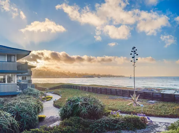Monterey, CA 93940,19 La Playa ST