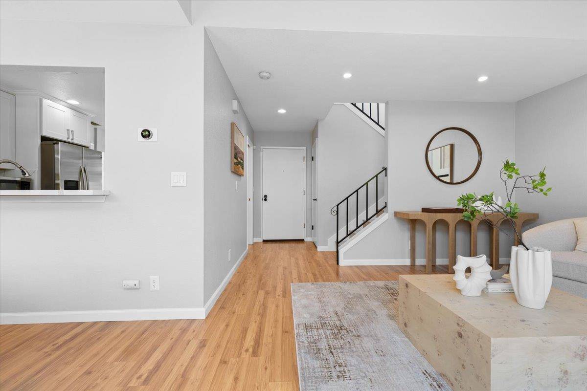 Sunnyvale, CA 94087,1694 Nighthawk TER