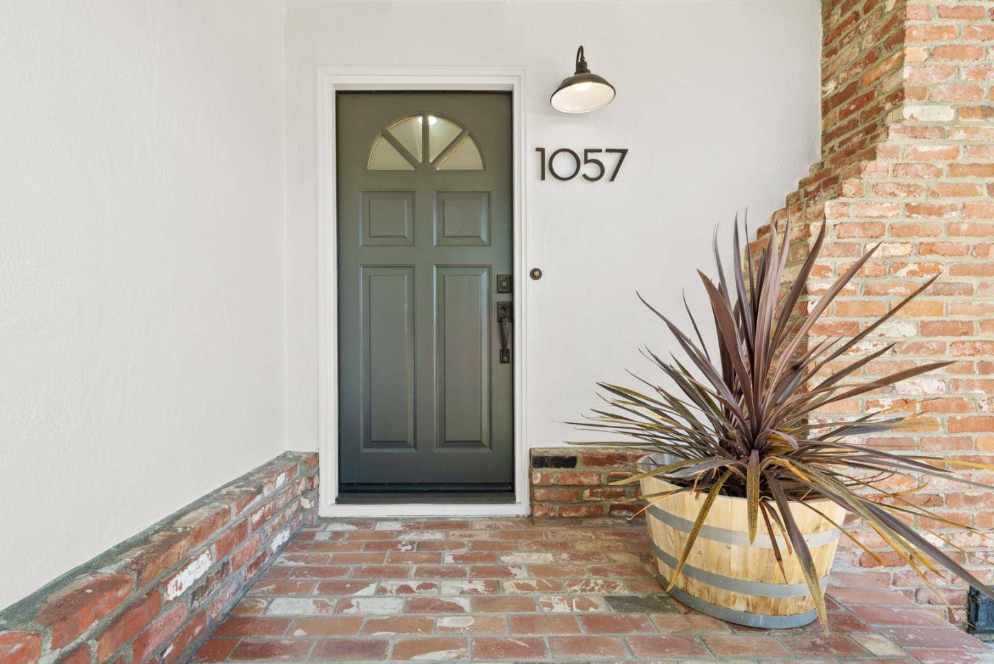 Campbell, CA 95008,1057 Salerno DR