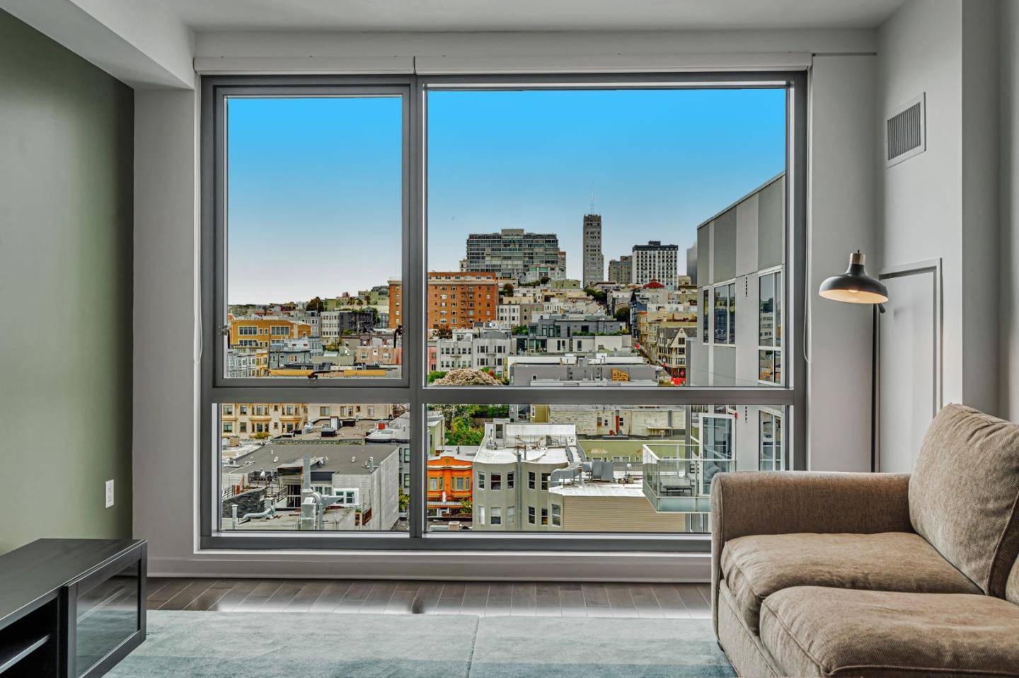 San Francisco, CA 94109,1788 Clay ST 801