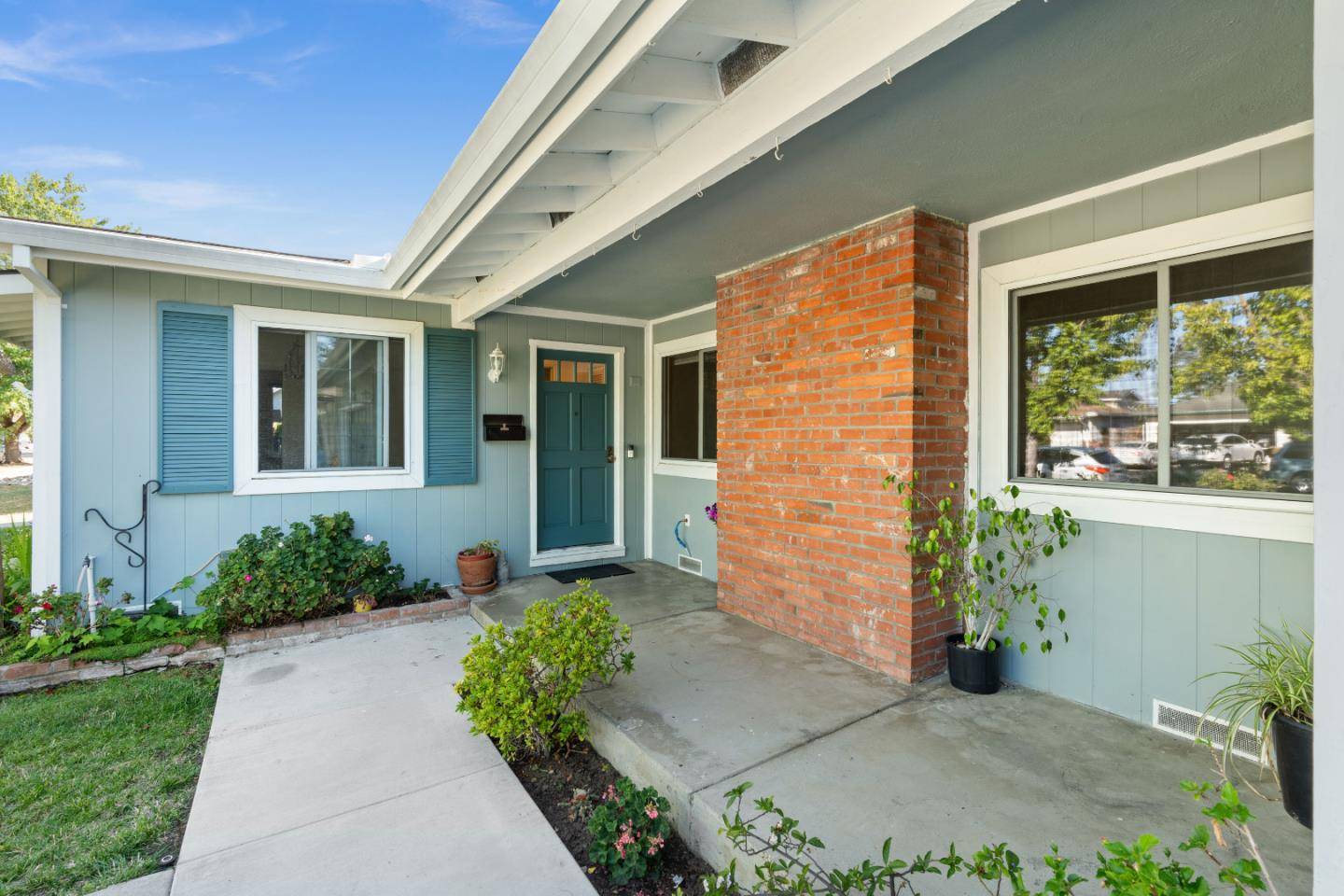 San Jose, CA 95129,1607 Clarkspur LN