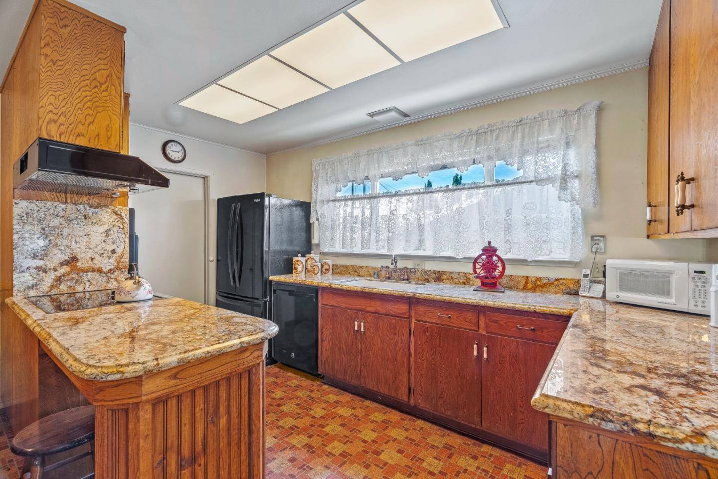 Soquel, CA 95073,3560 Sevilla DR