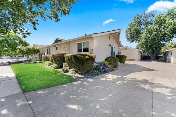 Campbell, CA 95008,1815 Bucknall RD