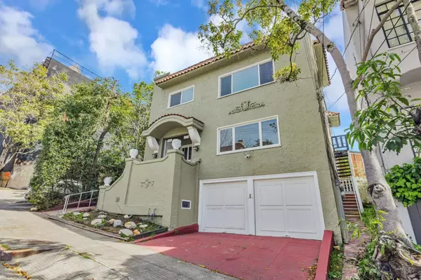 Berkeley, CA 94709,2328 Le Conte AVE