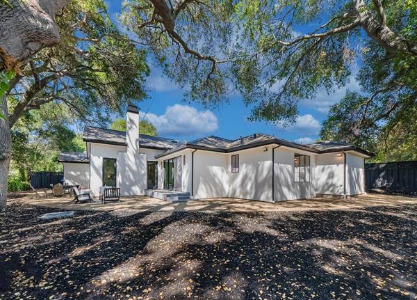1068 Riverside DR, Los Altos, CA 94024