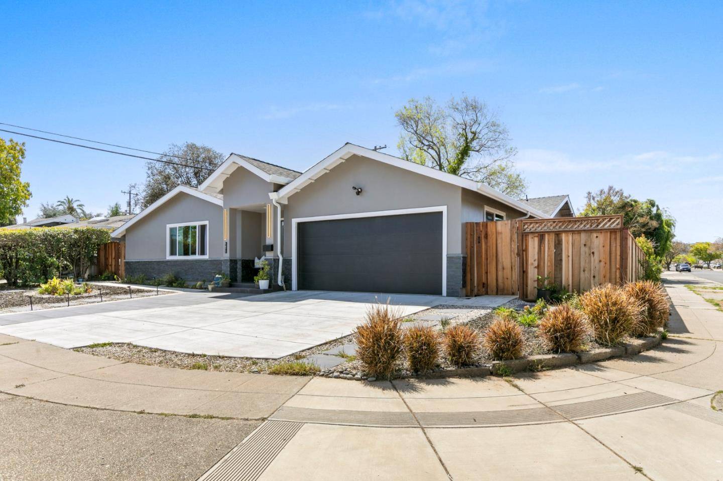 5471 Dent AVE, San Jose, CA 95118