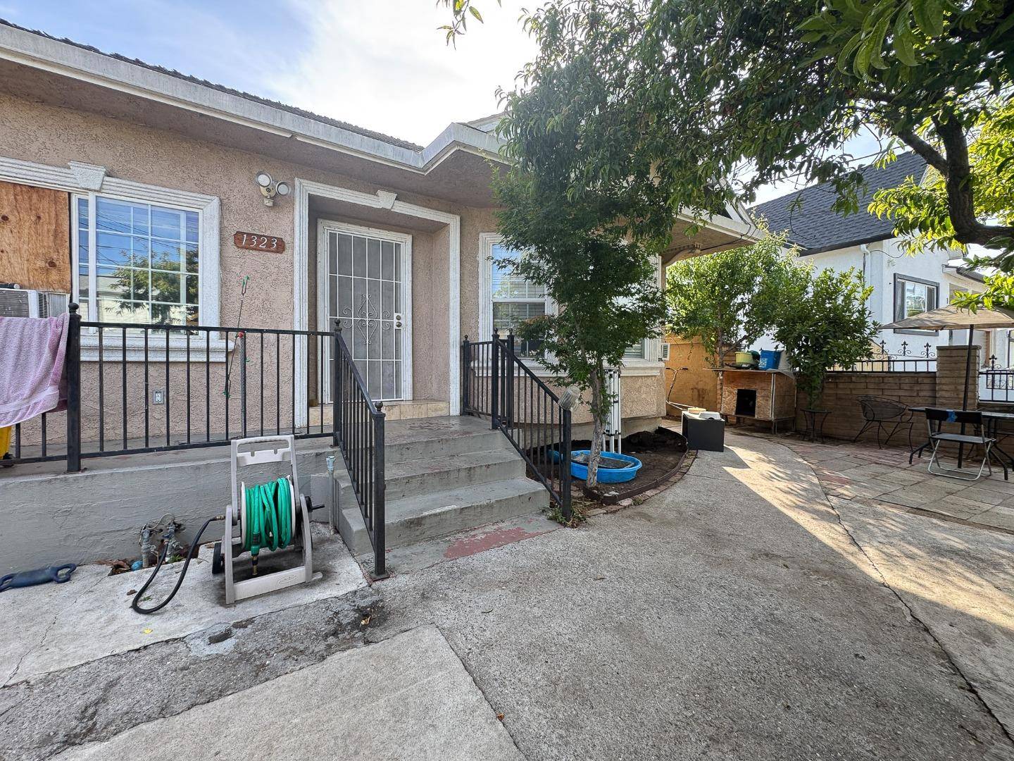1323 S Almaden AVE, San Jose, CA 95110